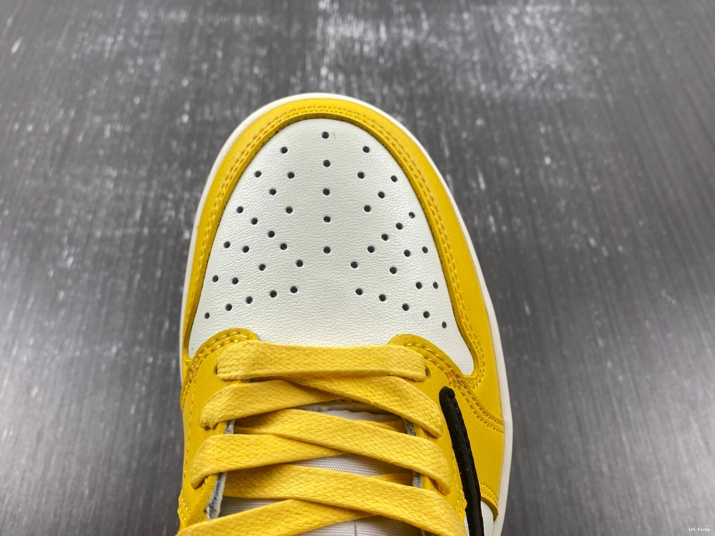 Canary Scott 1 DZ4137-700 Travis Low Jordan OG Air 0117